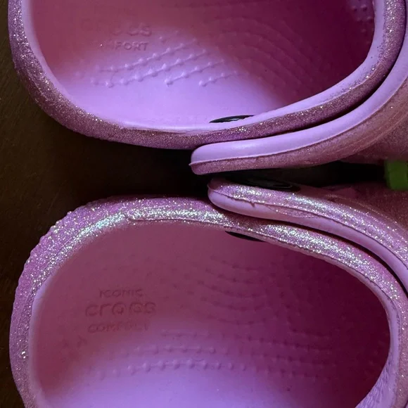Crocs Kids' Sparkle Clogs in Pink - Picture 5 of 7
